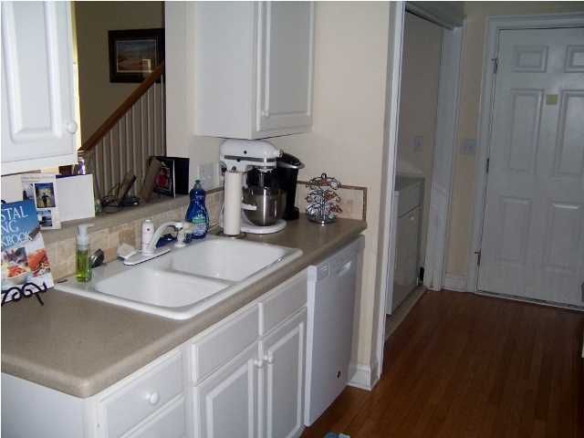 1411 Surfside Ct, Charleston, SC 29412