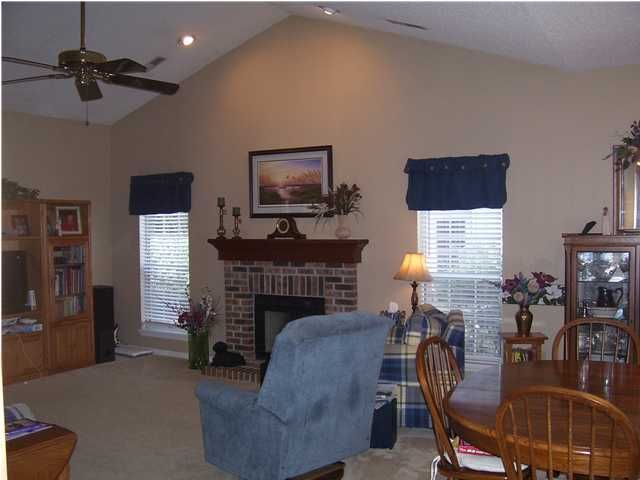 214 Smithfield Ave, Summerville, SC 29485