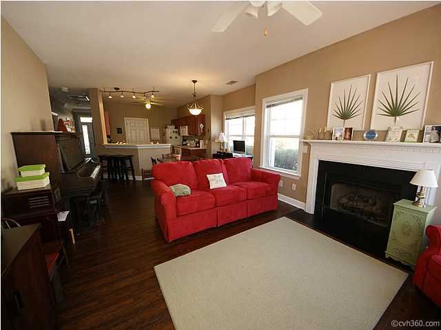 2242 Daniel Island Dr, Charleston, SC 29492