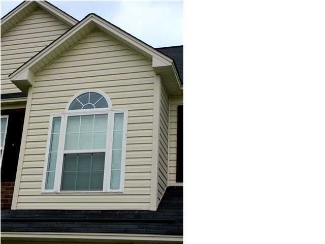 8756 Evangeline Dr, North Charleston, SC 29420