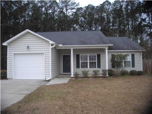 131 Pointer Dr, Goose Creek, SC 29445