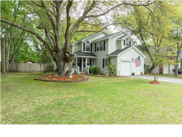 669 Majestic Oaks Dr, Charleston, SC 29412