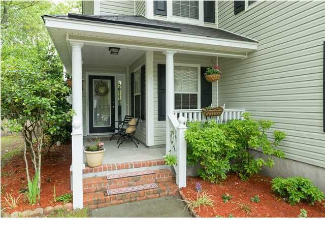 669 Majestic Oaks Dr, Charleston, SC 29412