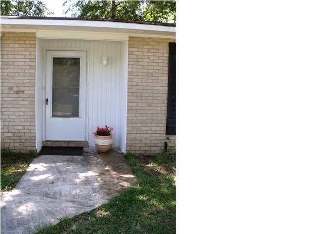 7742 Mendelwood Dr, North Charleston, SC 29418