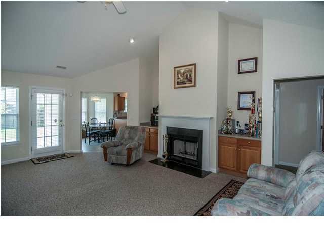 202 Pemberly Blvd, Summerville, SC 29483