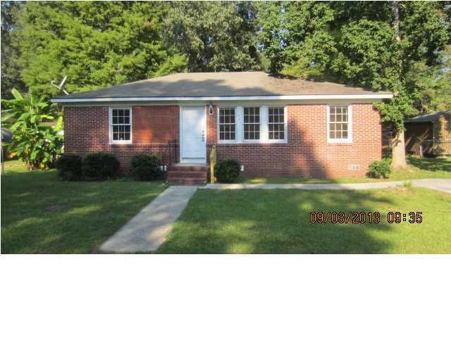 341 Annette Dr, Goose Creek, SC 29445