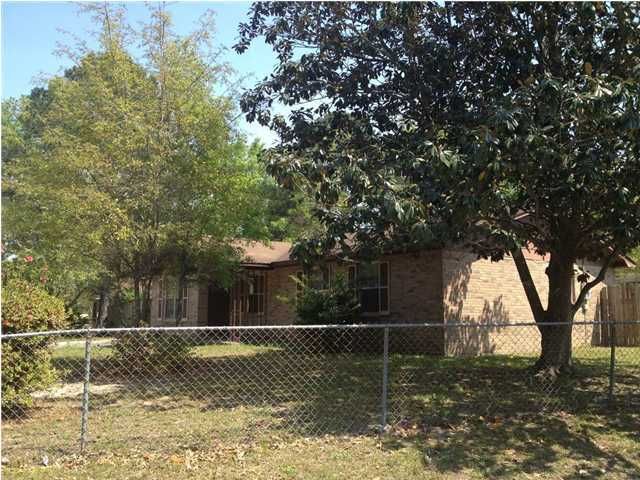 4861 Foxwood Dr, North Charleston, SC 29418