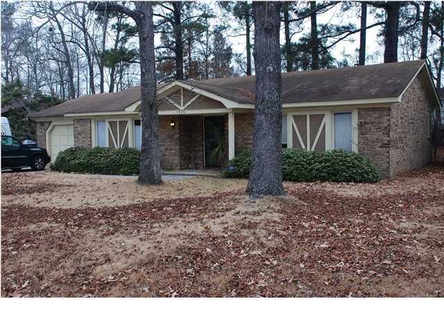 1936 Planters Dr, Charleston, SC 29414