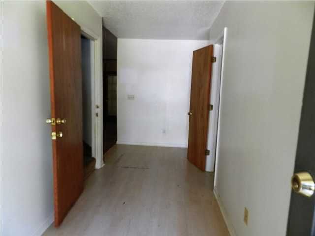 208 Iris St, Ladson, SC 29456