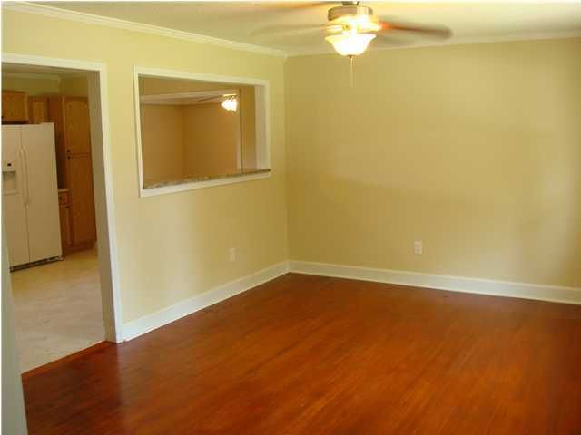 7683 Peppercorn Ln, North Charleston, SC 29420