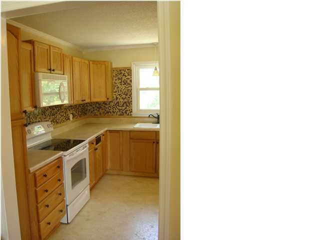 7683 Peppercorn Ln, North Charleston, SC 29420