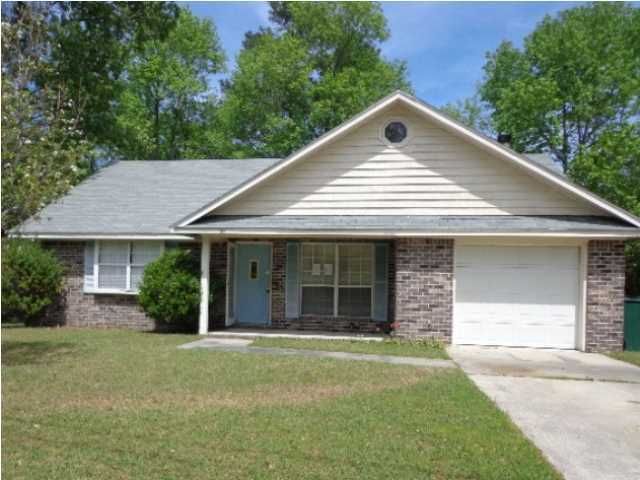 130 Stewart St, Goose Creek, SC 29445
