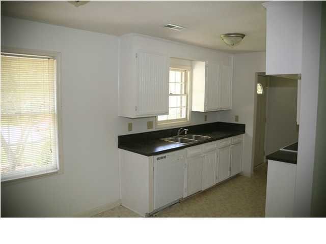 115 Heather Dr, Summerville, SC 29483