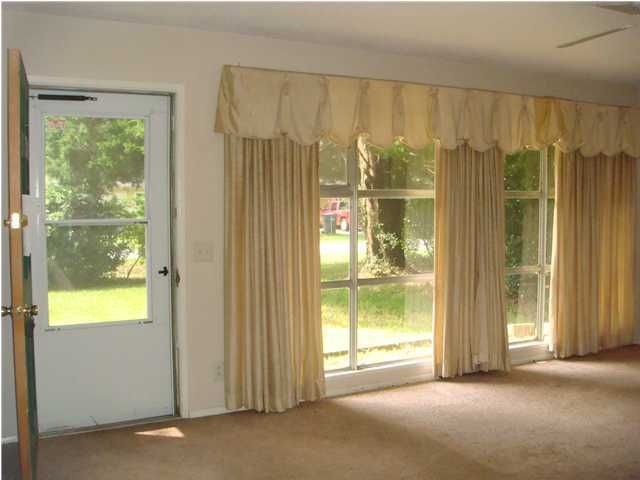 1524 Kirkless Abbey Dr, Charleston, SC 29407