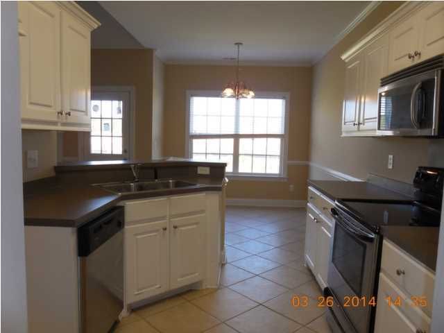 7748 Eagle Lake Rd, North Charleston, SC 29418