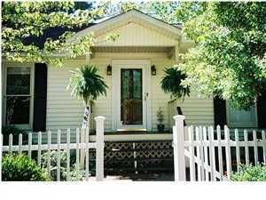 208 Country Club Blvd, Summerville, SC 29483