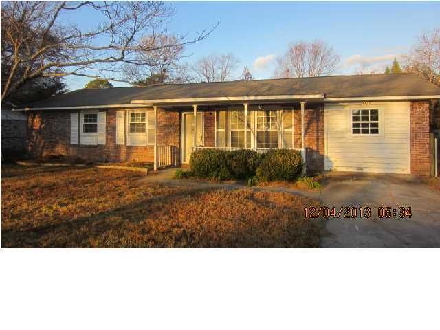 4426 Hardwood St, Ladson, SC 29456