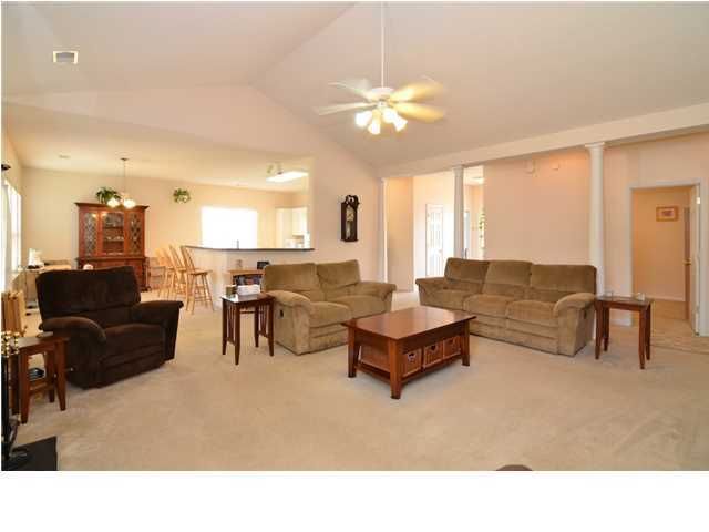 110 Jasmine Ln, Goose Creek, SC 29445
