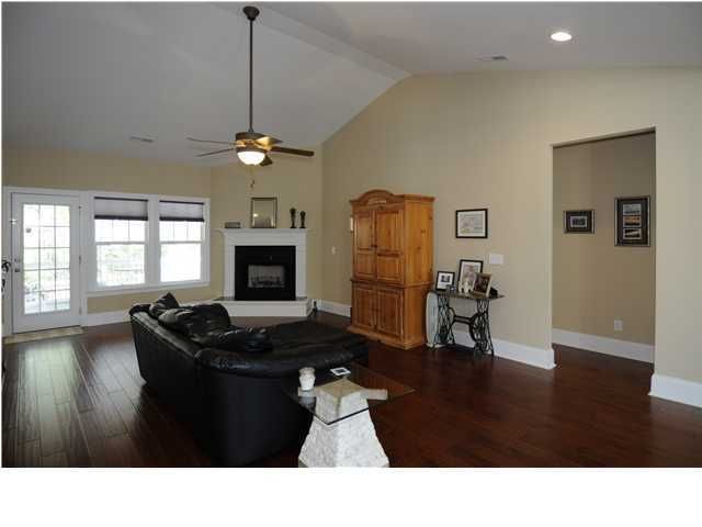 882 Hunt Club Rn, Charleston, SC 29414