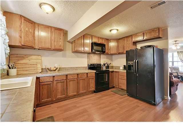 131 White Pine Ct, Moncks Corner, SC 29461