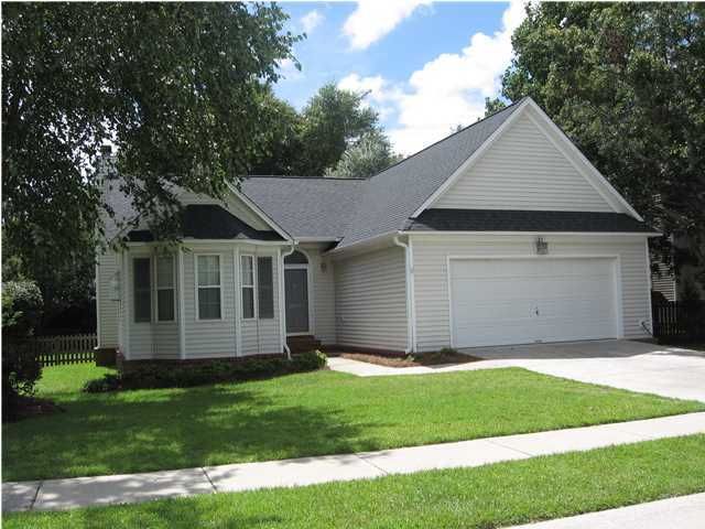 1090 Wayfarer Ln, Charleston, SC 29412