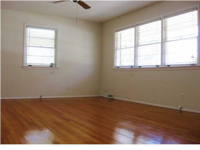 9 Plainfield Dr, Charleston, SC 29407