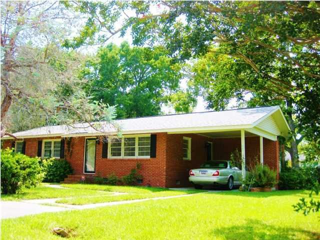 9 Plainfield Dr, Charleston, SC 29407