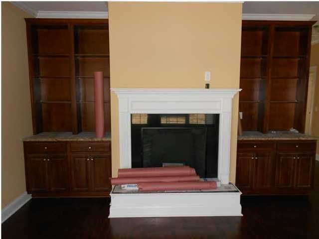 406 Hunsford St, Summerville, SC 29483