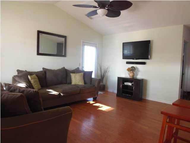 8424 Creekstone Dr, North Charleston, SC 29406
