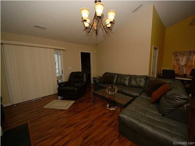 207 Border Rd, Goose Creek, SC 29445