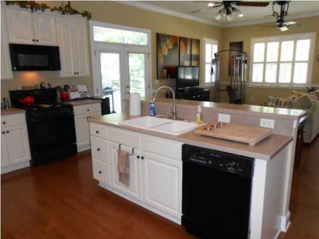 1974 Pierce St, Charleston, SC 29492