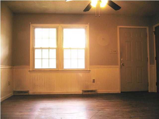 3433 Plaza Ln, North Charleston, SC 29420