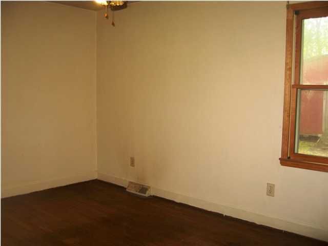3433 Plaza Ln, North Charleston, SC 29420