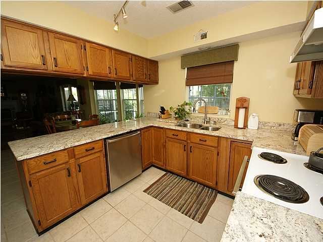 108 Belleplaine Dr, Goose Creek, SC 29445