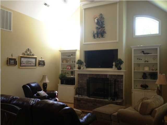 208 River Oak Dr, Mount Pleasant, SC 29464
