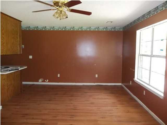 211 Heatley St, Moncks Corner, SC 29461