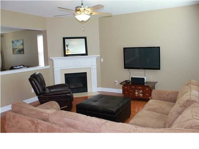 102 Study Ct, Ladson, SC 29456