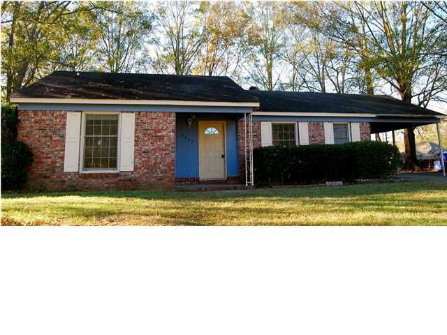 7645 Ireland Dr, North Charleston, SC 29420