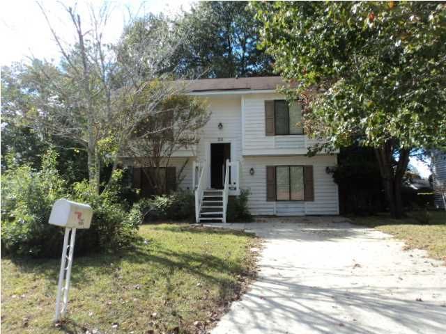 211 Basswood Ave, Summerville, SC 29485