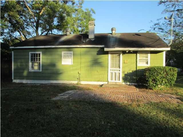 1141 Yeamans Hall Rd, Hanahan, SC 29410