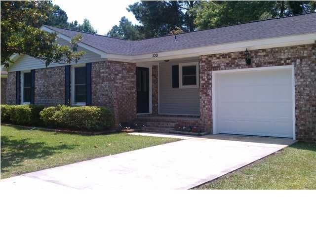 100 Lucille Ct, Ladson, SC 29456
