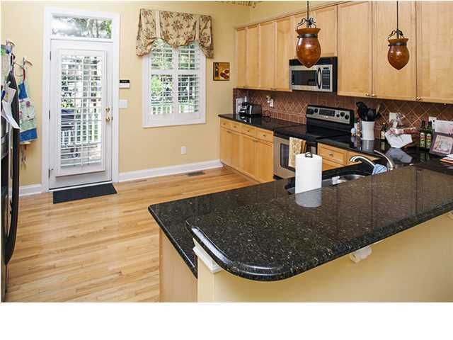969 Etiwan Park St, Charleston, SC 29492