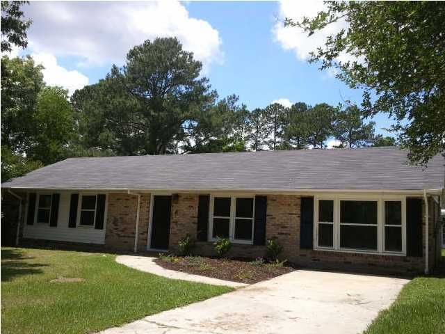 1103 Langdoc St, Moncks Corner, SC 29461