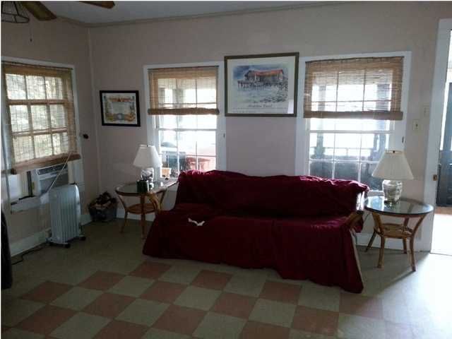 712 E Ashley Ave, Folly Beach, SC 29439