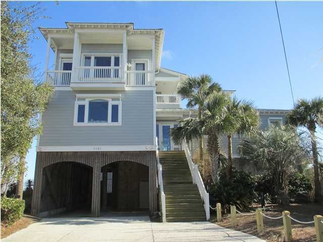 1121 E Arctic Ave, Folly Beach, SC 29439