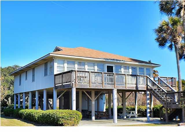 812 E Arctic Ave, Folly Beach, SC 29439