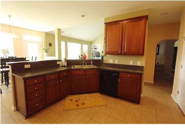 7611 Stargazer Dr, Hanahan, SC 29410
