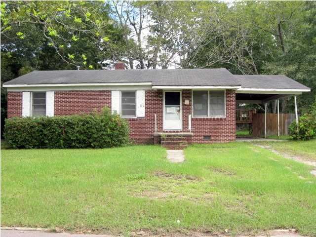 1384 Hartford Cir, Charleston, SC 29405