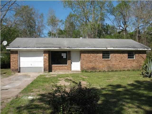 117 Clover Ln, Summerville, SC 29485