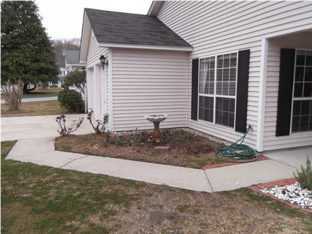 1381 Thayer Hall Dr, Mount Pleasant, SC 29466